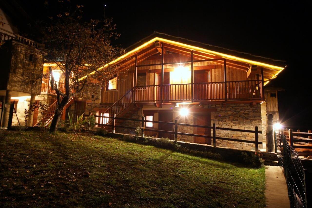 Eco Chalet Maison Dominique Challand-Saint-Anselme المظهر الخارجي الصورة