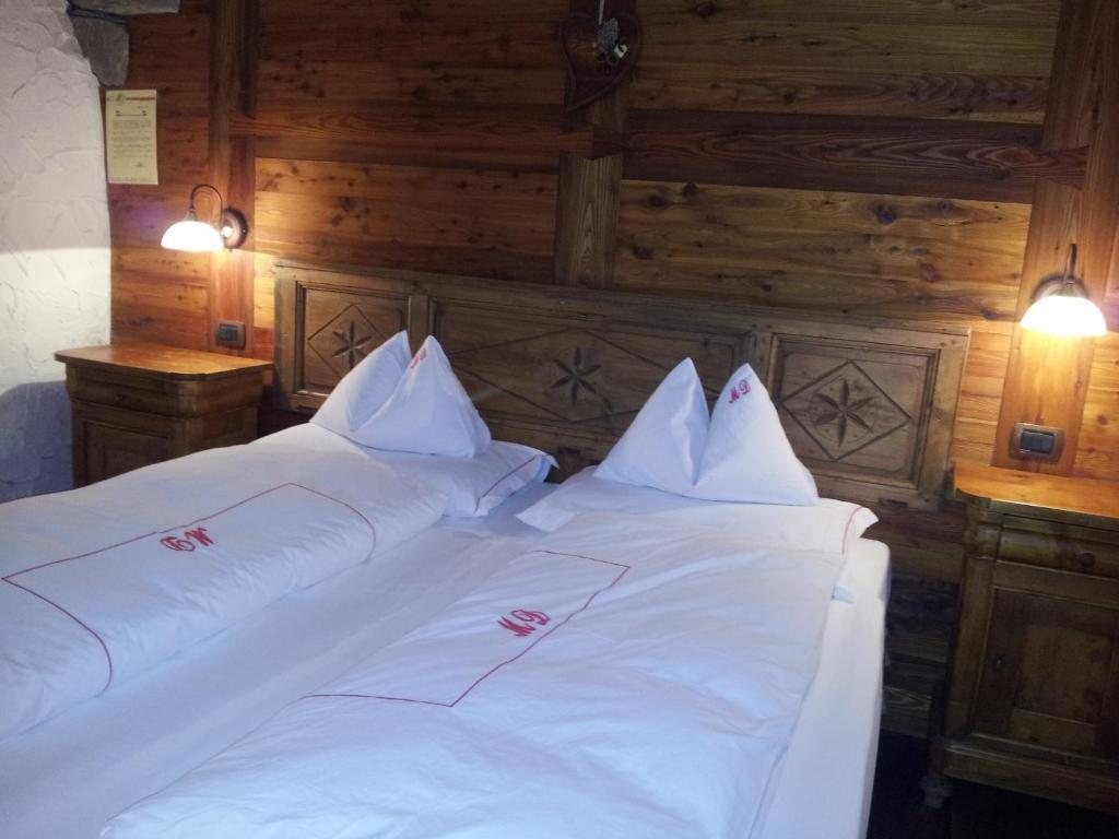 Eco Chalet Maison Dominique Challand-Saint-Anselme المظهر الخارجي الصورة